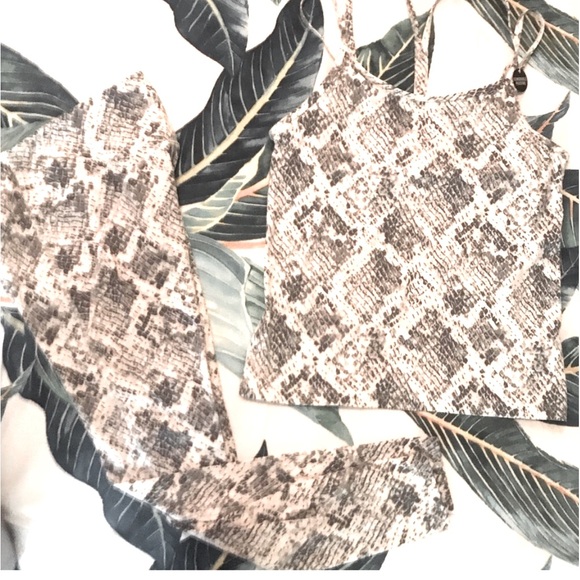 Snake Print Bra Tank - Picture 6 of 6